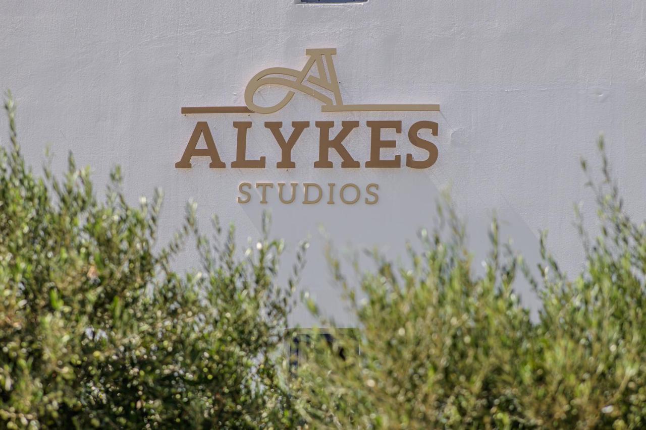 Alykes Studios & Suites Агиос Прокопиос Екстериор снимка